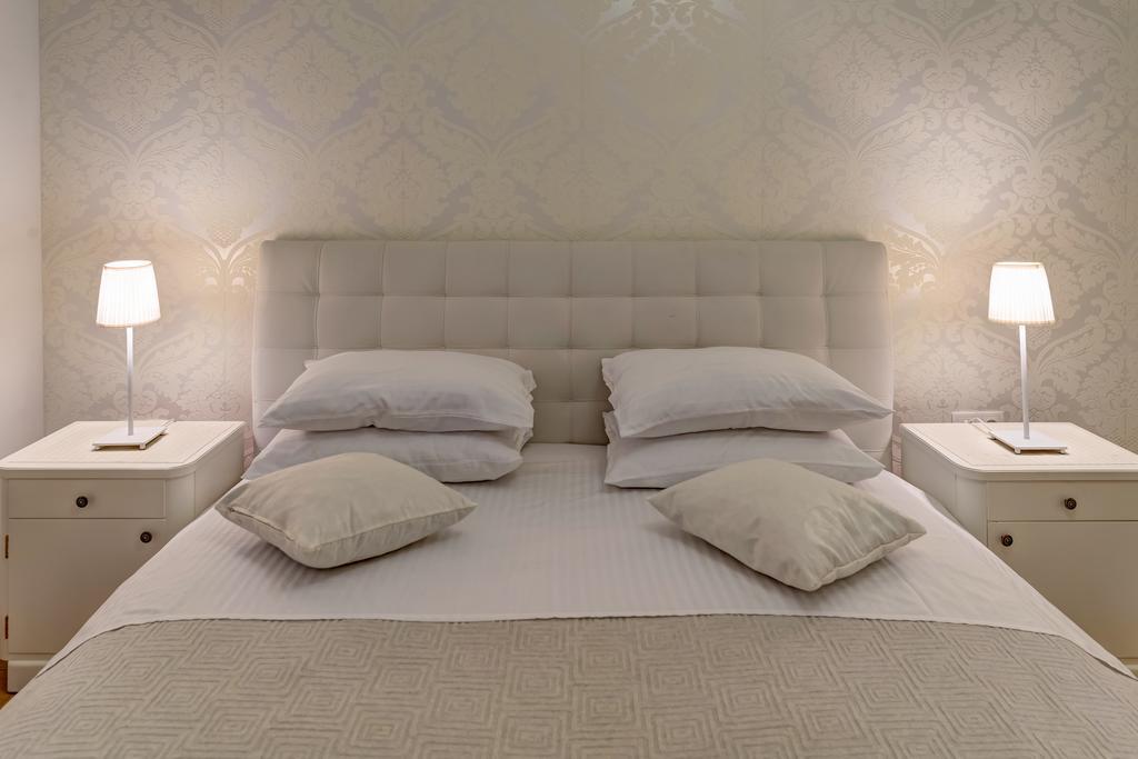Temple Luxury Apartments & Rooms Split Bagian luar foto