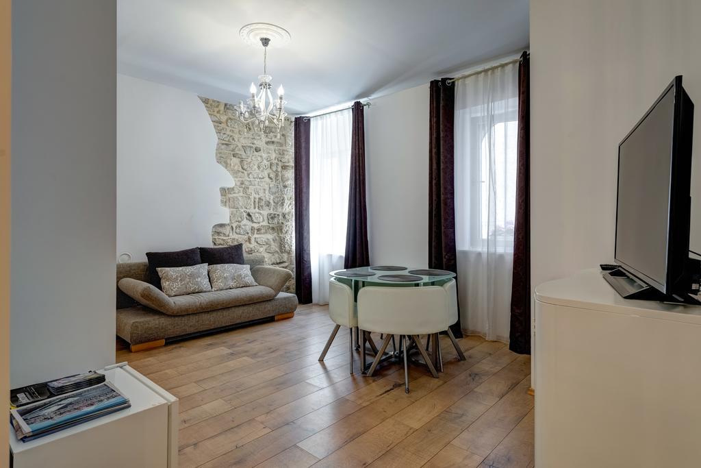 Temple Luxury Apartments & Rooms Split Bagian luar foto