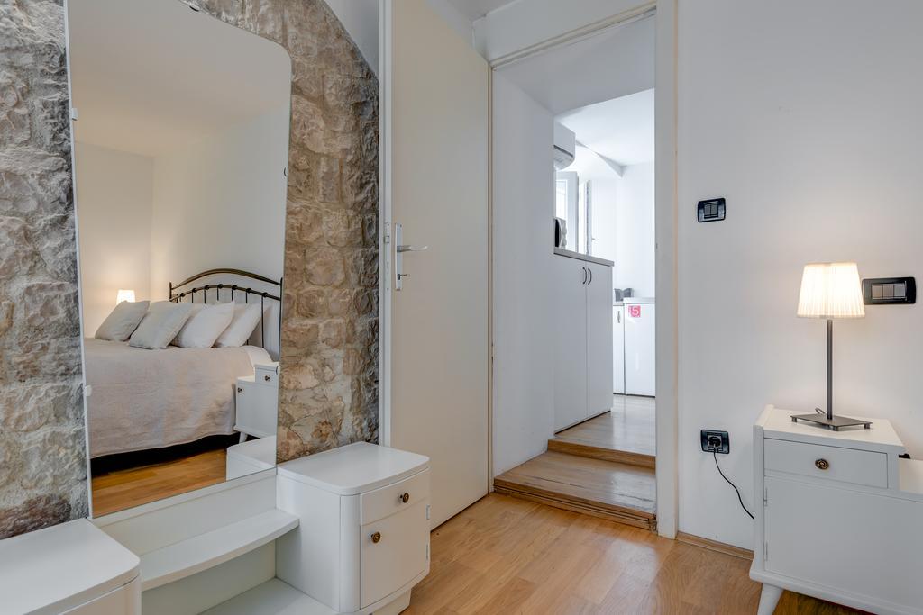 Temple Luxury Apartments & Rooms Split Bagian luar foto