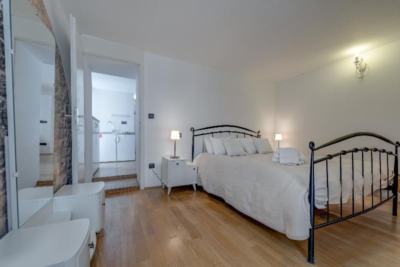 Temple Luxury Apartments & Rooms Split Bagian luar foto
