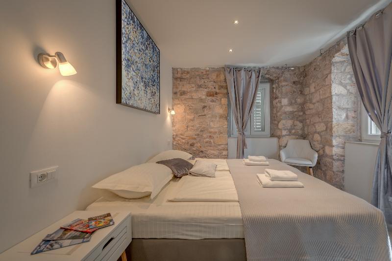 Temple Luxury Apartments & Rooms Split Bagian luar foto